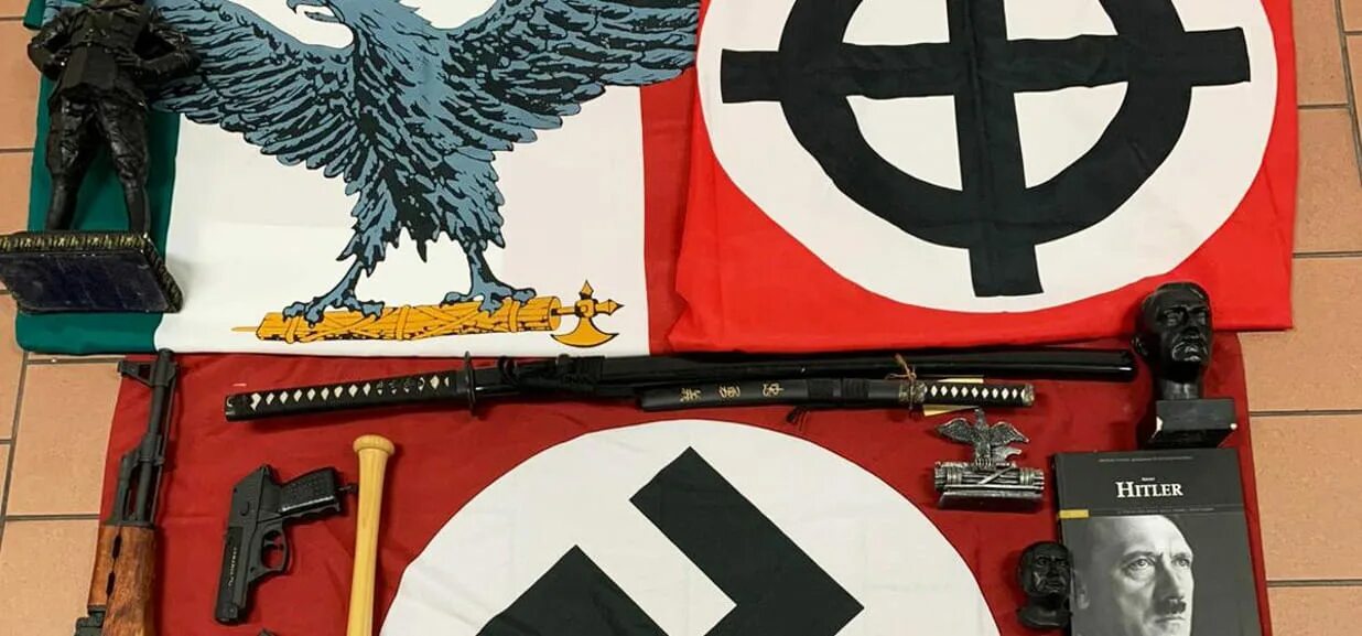 Фашистские идеи. Флаг Бенито Муссолини.
