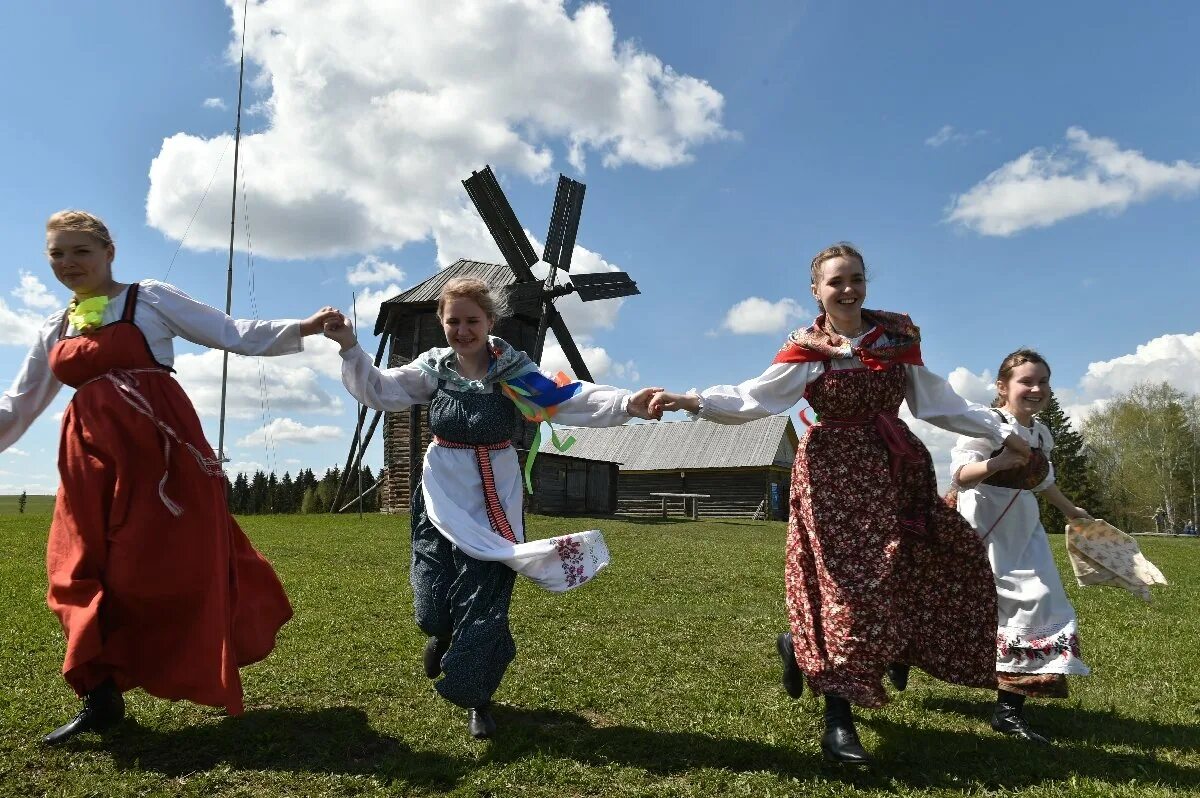Специальная традиция. "акашка - удмуртский национальный праздник. Семейные традиции и обычаи. Чаепитие в семейном кругу. С праздником семьи.