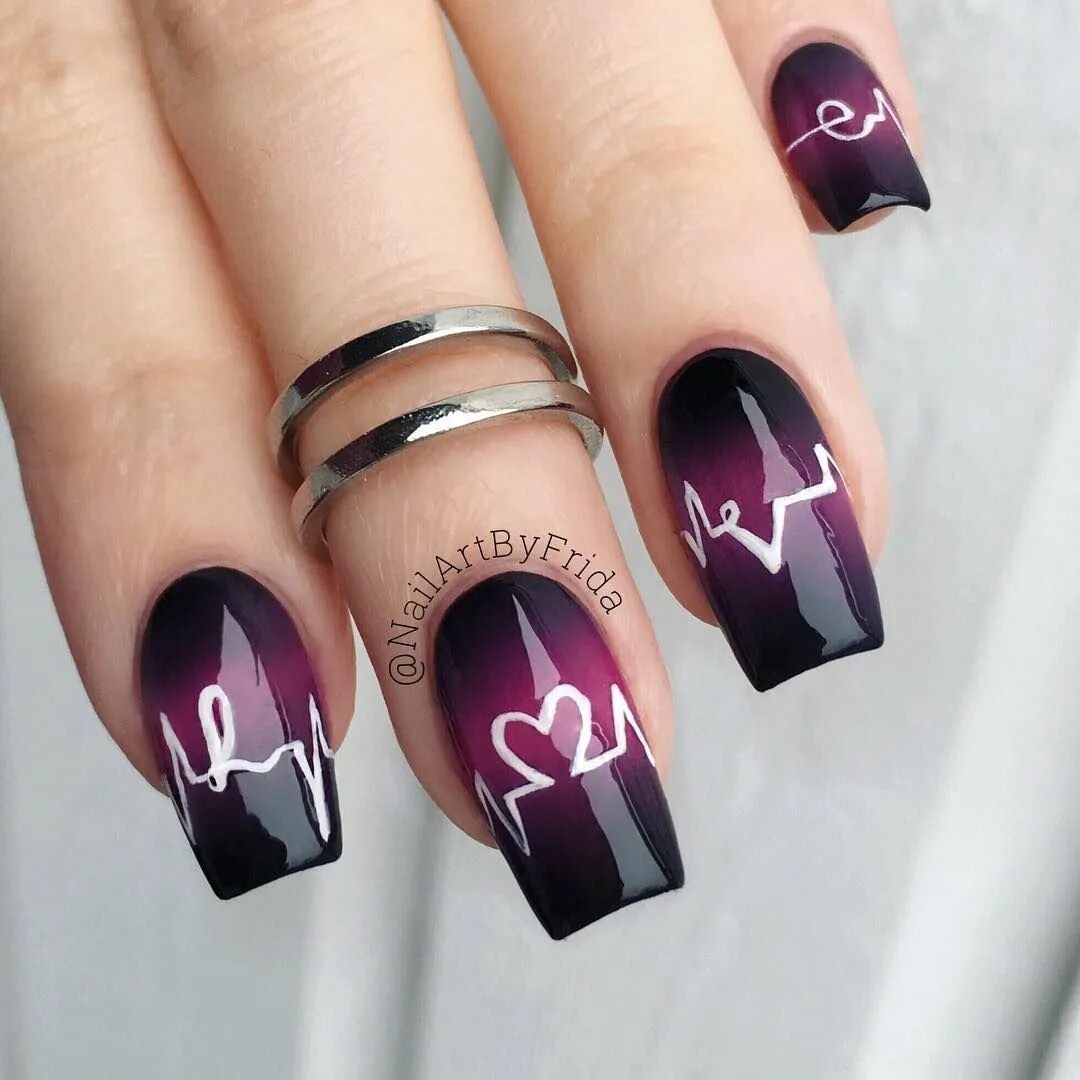 Офисный маникюр на квадратные ногти. Модный маникюр на длинные квадратные ногти. Красивые ногти. Крутые короткие ногти. Креативный маникюр.