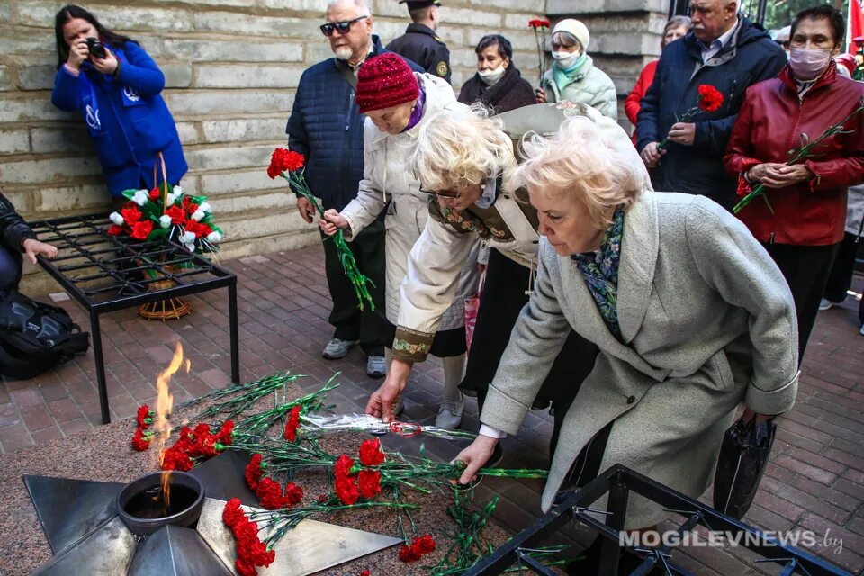 Реквием посвященная освобождению узников концлагерей 11 апреля. Международный день освобождения узников фашистских концлагерей. Митинг посвященный фашистских концлагерей. 22 Июня 2022 года митинг-Реквием в Осиповичах Могилевской области. День освобождения узников фашистских концлагерей 2024