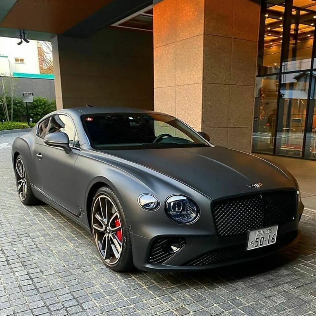 Бентли грей. Бентли спорткар. Бэнтли спори кар. Bentley спорткар.