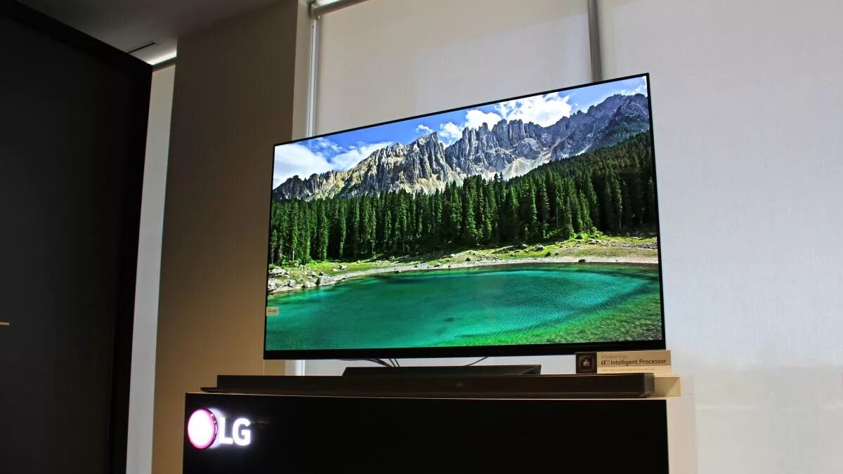 Lg oled обзор. Lg oled65e8. телевизор oled lg oled65e8 64.5&quot; (2018). телевизор oled lg oled55b6j 54.6&quot; (2016). lg oled 65&quot; 100 тысяч рублей.