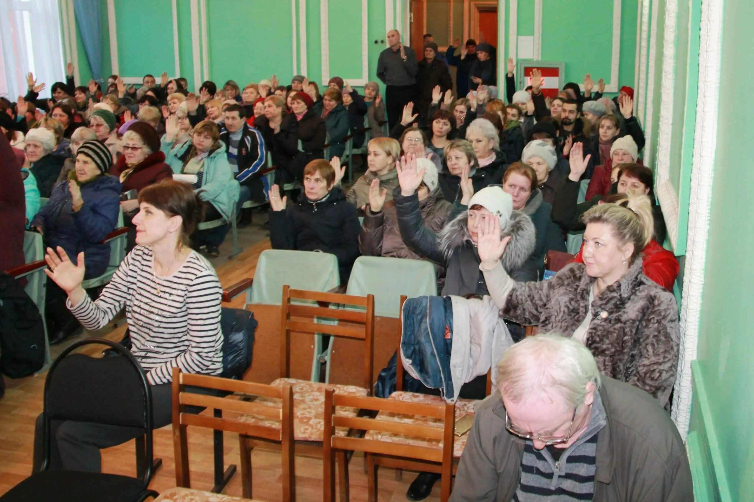 Подслушано в нелидове вконтакте. Нелидово Тверская область. ПДН Нелидово Тверской области. Тверская Смоленщина Нелидово 2005. Нелидово Тверская область улица Кирова.