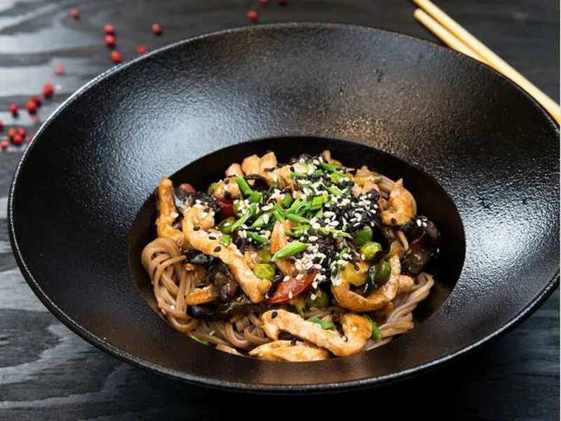 Wok со свининой. вок staub 1312987. вок со. тори тяхан. вок удон.