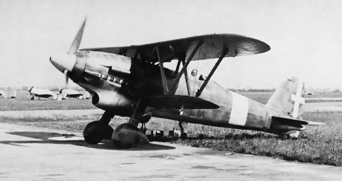 Cr 42. Fiat cr.42 falco. итальянский истребитель фиат cr.42 &quot;фалько&quot; (&quot;сокол&quot;). fiat cr.42db. истребитель фиат cr 42.