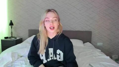 angel_from_sky sweet shows ass