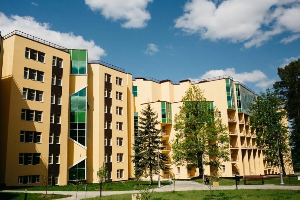 Красная пахра санаторий амакс. Красная пахра отель амакс. Санаторий амакс курорт красная пахра. Красная пахра санаторий санаторий. Гостиница красная пахра.