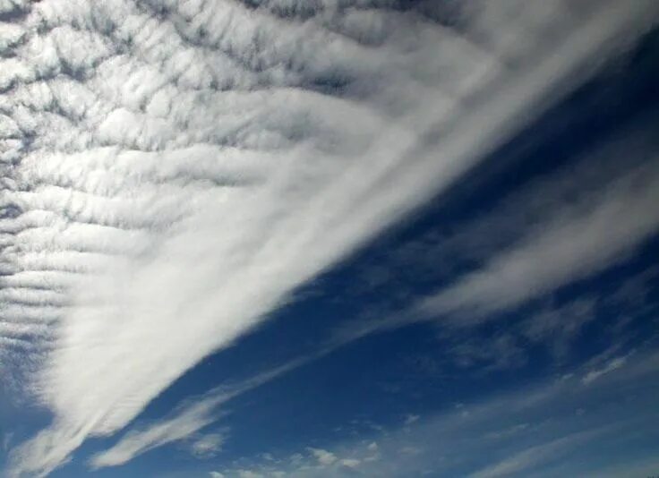 Stratus Cumulus. Стратус облака. Виды облаков. Полосатые облака.