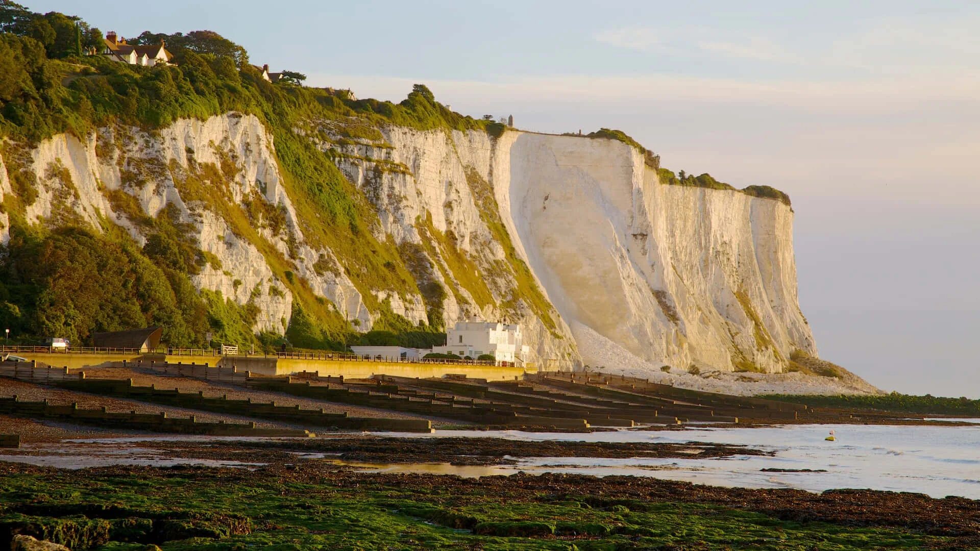 Big cliffs. Белые скалы дувра в англии. белые скалы шотландия. уайт клиффс. cliffs of dover.