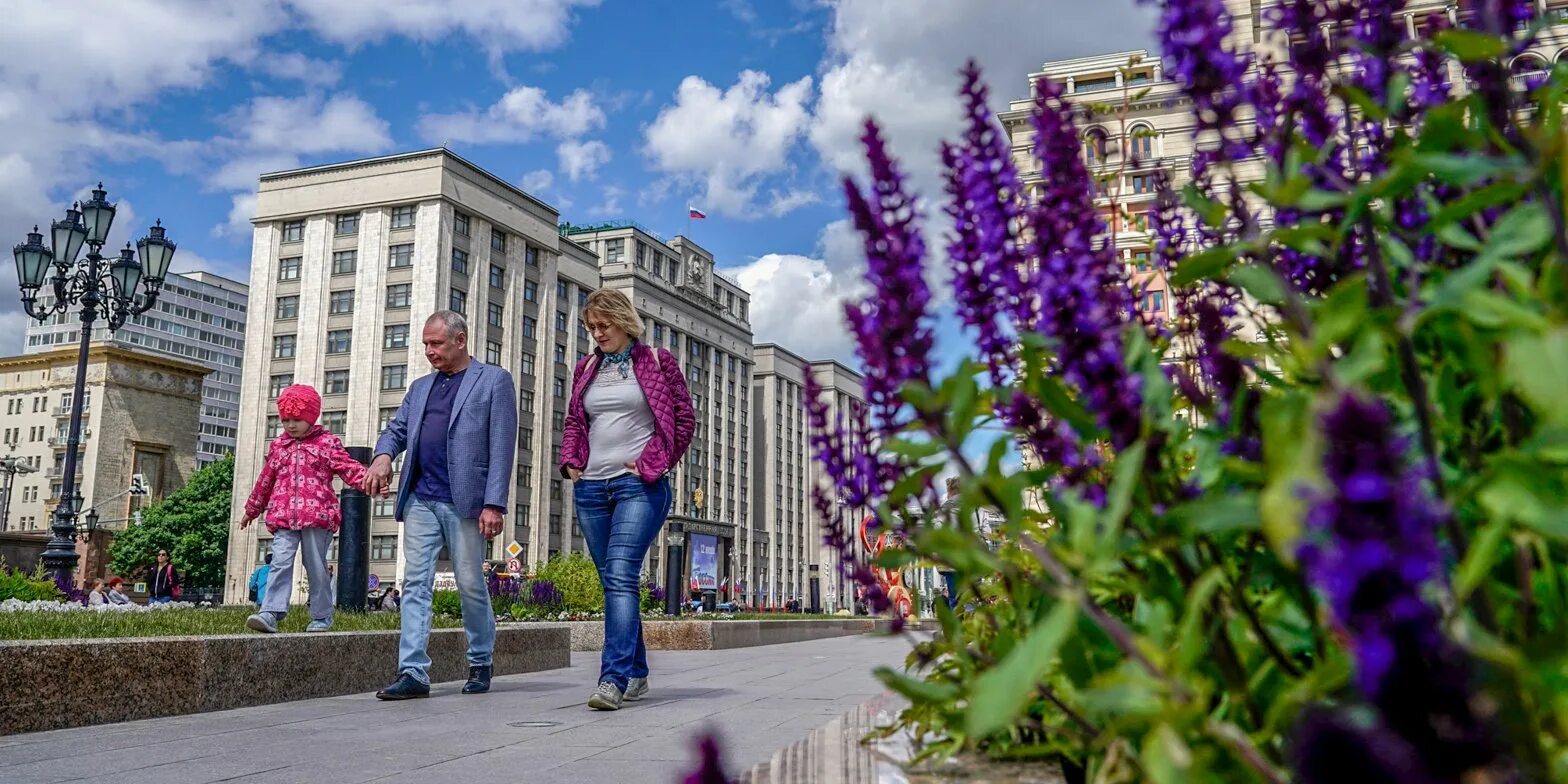 В москве более восемьсот уличных