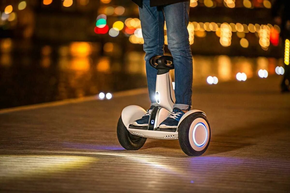 Гироскутер. Штучка на колесах. Штучка на колесах. Моноколесо solowheel. Электрическое колесо для передвижения.