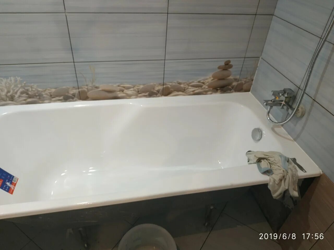 Ванна чугунная универсал ностальжи 170x75. Ванна универсал эврика 170x75 чугун. Чугунная ванна российского производства. Ванна чугунная эврика 170х75. Ванна чугунная сибирячка 170х75.
