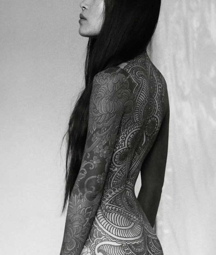 Asian tattoo. Женщина якудза онна оябун. Фумико глава якудза. Татуированные красавицы. Фумико якудза.