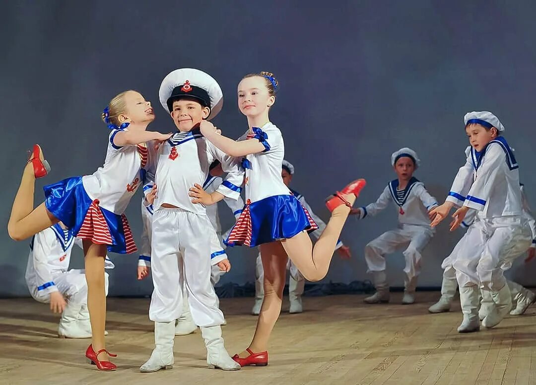Дети танцуют клипы