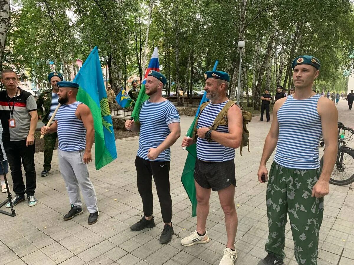 Десант войска. Форма десантника. Вдв спецназ разведка войска. Будет ли десант. Дшб 76 дивизии вдв.