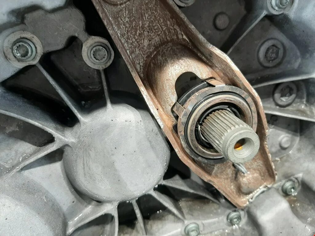 Поло фольксваген 2011 года как снять кпп VW POLO как снять кпп YouTube