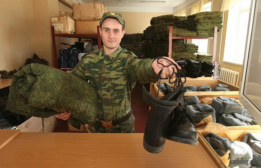 Скайрим призыв. Тома призыв. Каптёрщик в армии. Дилюк пентаграмма геншин. Тома призыв.