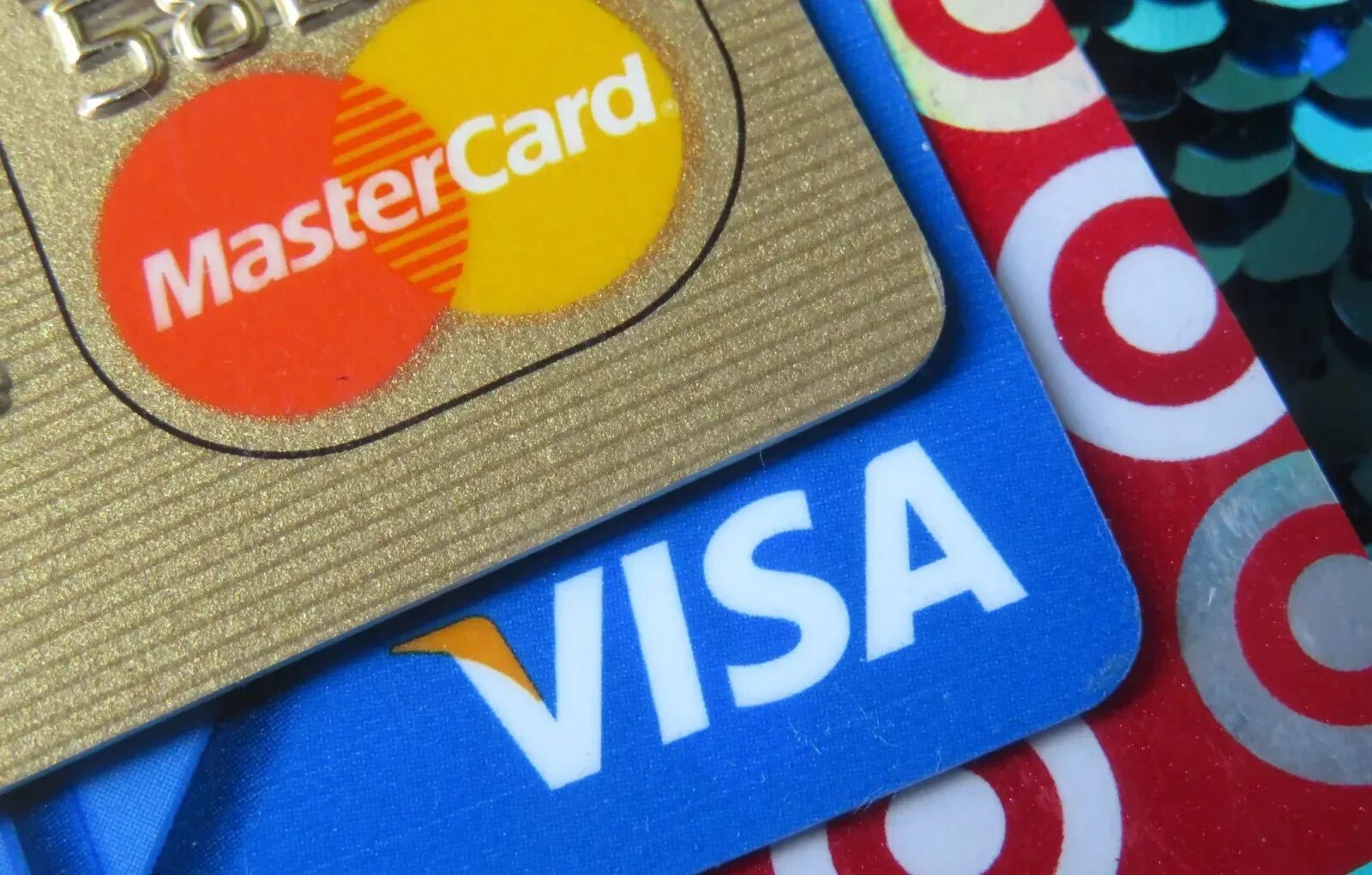 международная виза. иностранная карта для оплаты. кредитная карта маэстро. иностранная карта для оплаты. кредитная карта.