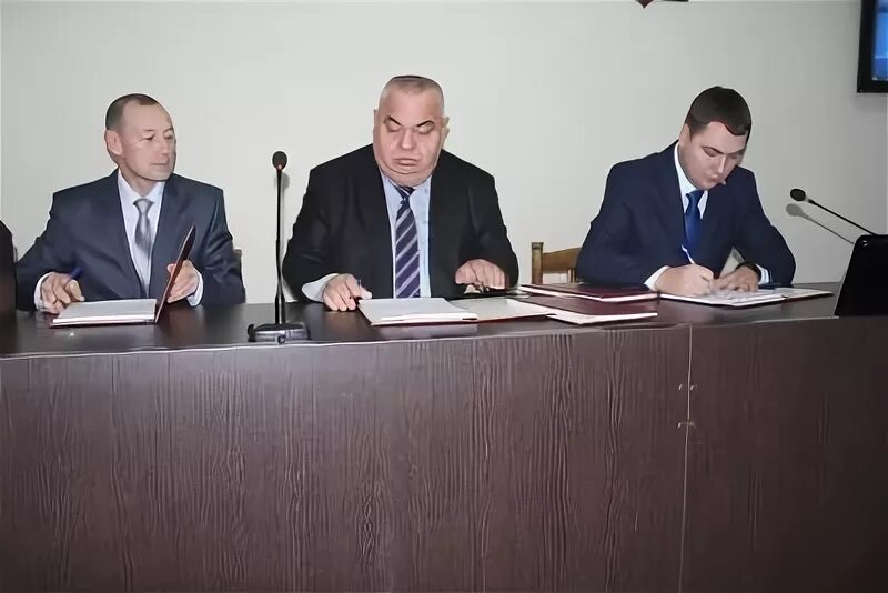 Дрожжановский исполнительный комитет. Сатдинов данис абдулхарисович. Дрожжановский исполнительный комитет. Заседание исполкома курултая 22 мая 2024 года уфа. Омвд по дрожжановскому району республики татарстан.