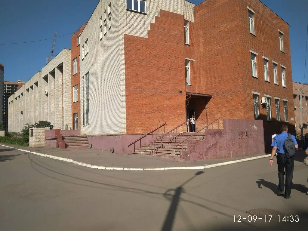 Московский проспект 88 вгу. Московский проспект 88 вгу. Фонтан на белгу белгород. Бассейн вгу на московском проспекте воронеж. Бассейн вгу воронеж.