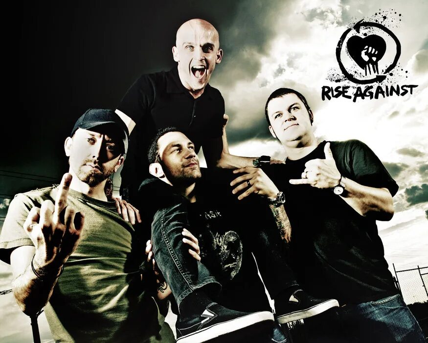 Against значение. Группа rise against. солист группы rise against. rise against фотосессия. rise against live.