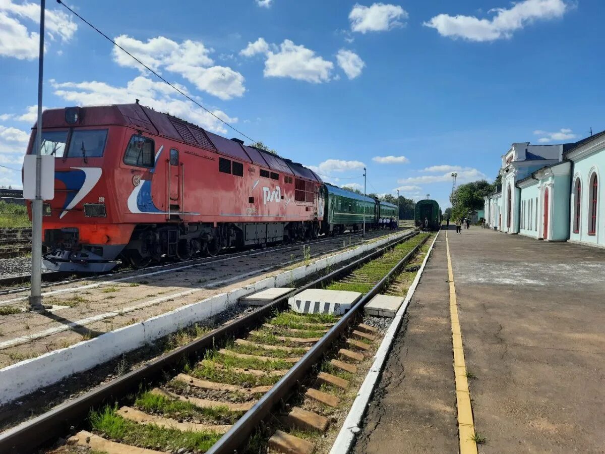 Поезд великие луки торопец. Железная дорога Бологое Великие Луки. Поезд Бологое Великие Луки. Торопец Великие Луки. Великие Луки Осташков.