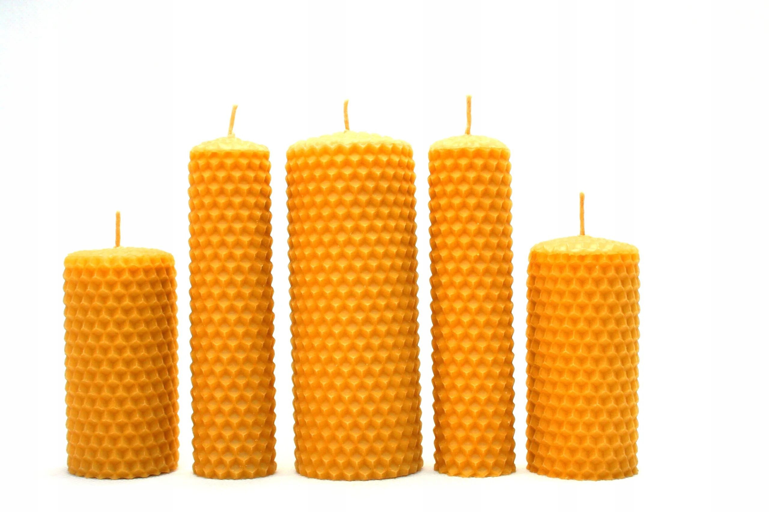 Пчелиная свечка. Свечи из сот. Пчелиная свечка. Свечи восковые декоративные. Пчелиная свечка.