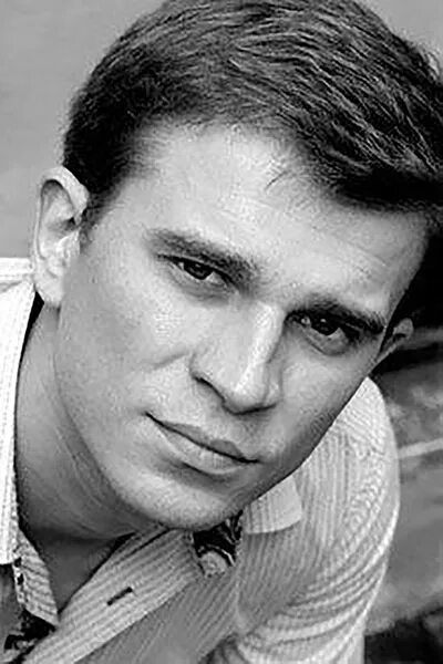 Дмитрий ефремов актер фото Дмитрий Ефремов (II) фильмы с актером, биография, сколько лет
