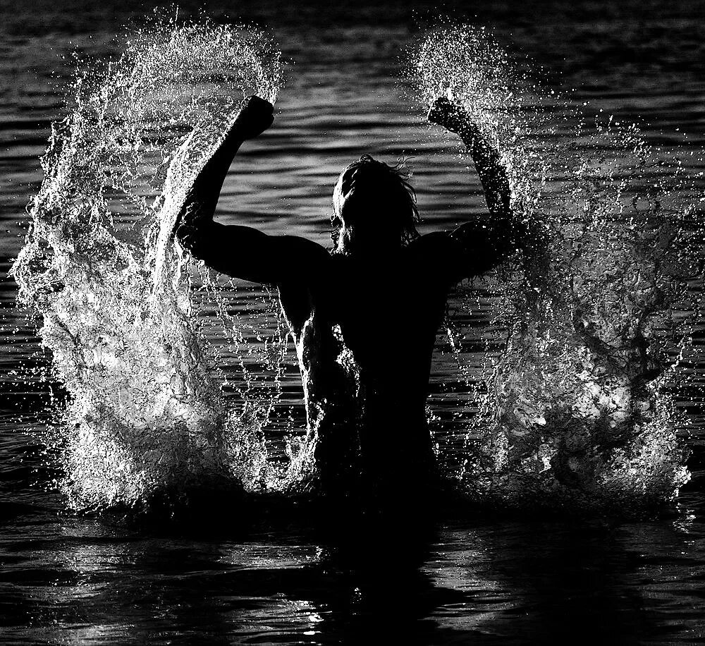 чернота души. тьма в душе. черная и белая душа. чернота души. чернота души.