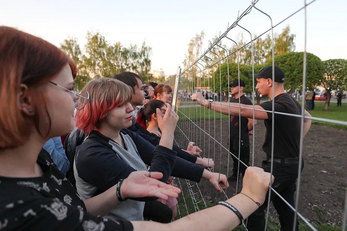 Протест строительство. Против стройки. Новая нелидовка белгород. Протесты против аэс сша. Протест против застройки двора.