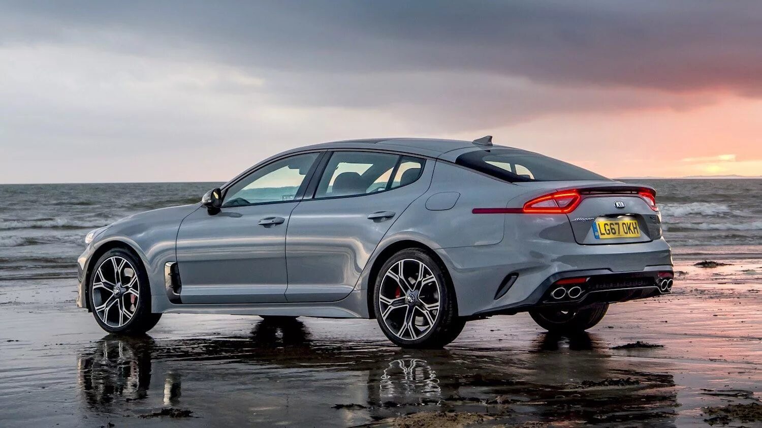 Kia Stinger gt. Kia Stinger 2022. Киа Стингер 2023.