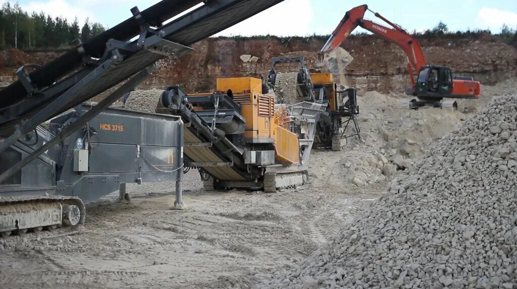 уральский гранитный щебёночный завод. корфовский щебеночный завод щебень 20/40. дробилка для щебенки.