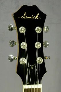 Samick.