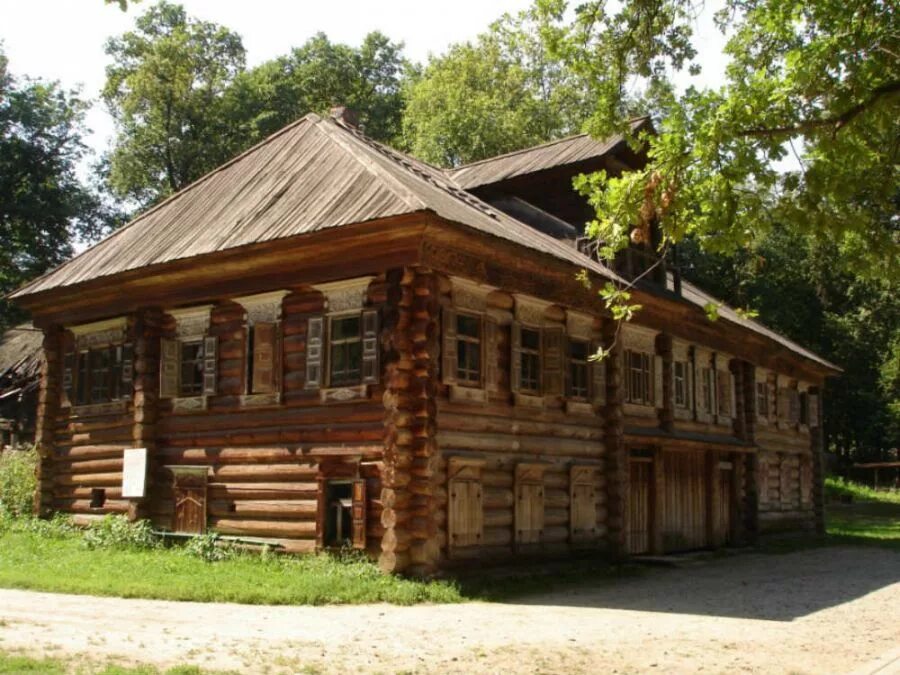 Поволжские дома. Музей архитектуры и быта народов Нижегородского Поволжья. Музей архитектуры и быта народов Поволжья "Щелоковский Хутор". Щелковский Хутор музей деревянного зодчества Нижний Новгород. Дом народов Поволжья в 17 веке.