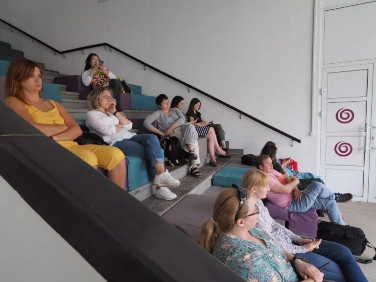 Юэль киннаман 2023. Затерянные в космосе 1998 доктор. Юэль киннаман 3 секунды. Second 2019. Second 2019.