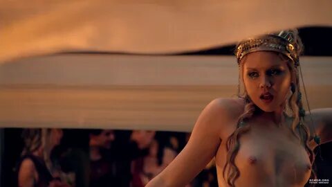 1. Эротическое представление для вельмож Древнего Рима - Спартак: Месть. 