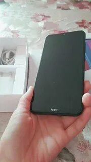 Включается телефон редми 8 про