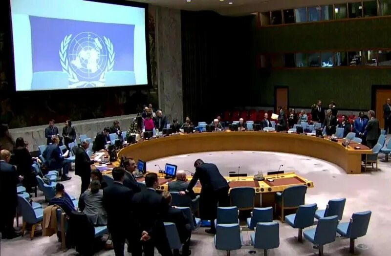 Заседание совета оон. Совбез оон россия. Совет безопасности организации объединенных наций (сб оон). Зал совета безопасности оон. Заседание совбеза оон по украине.