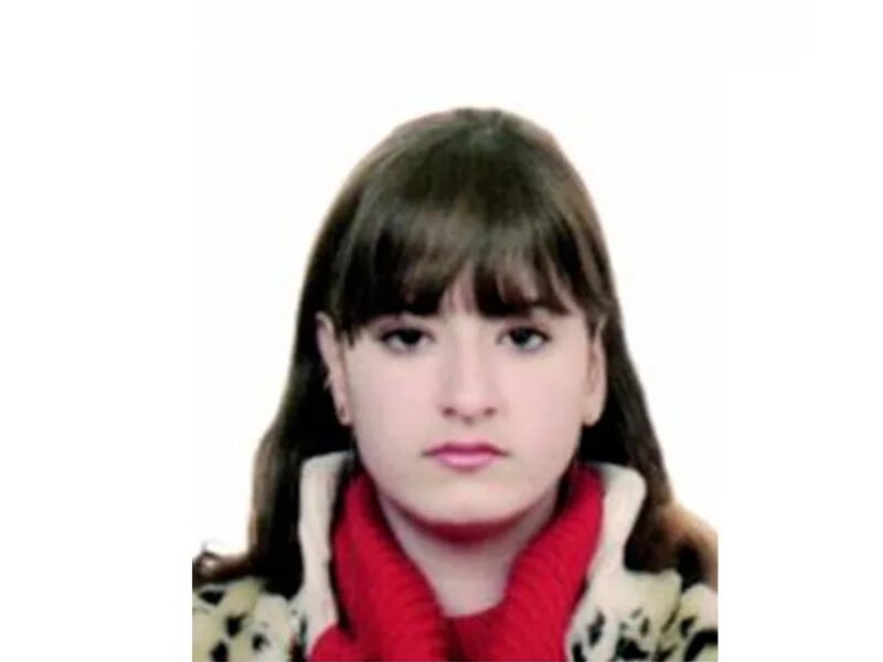 Разыскивает девочку