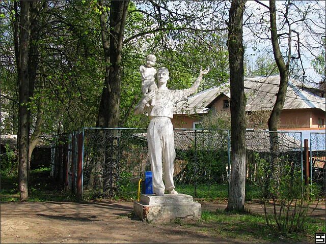 Липки киреевский. Липки киреевский. Липки тульская область фонтан. Липки тульская область. Липки киреевский.