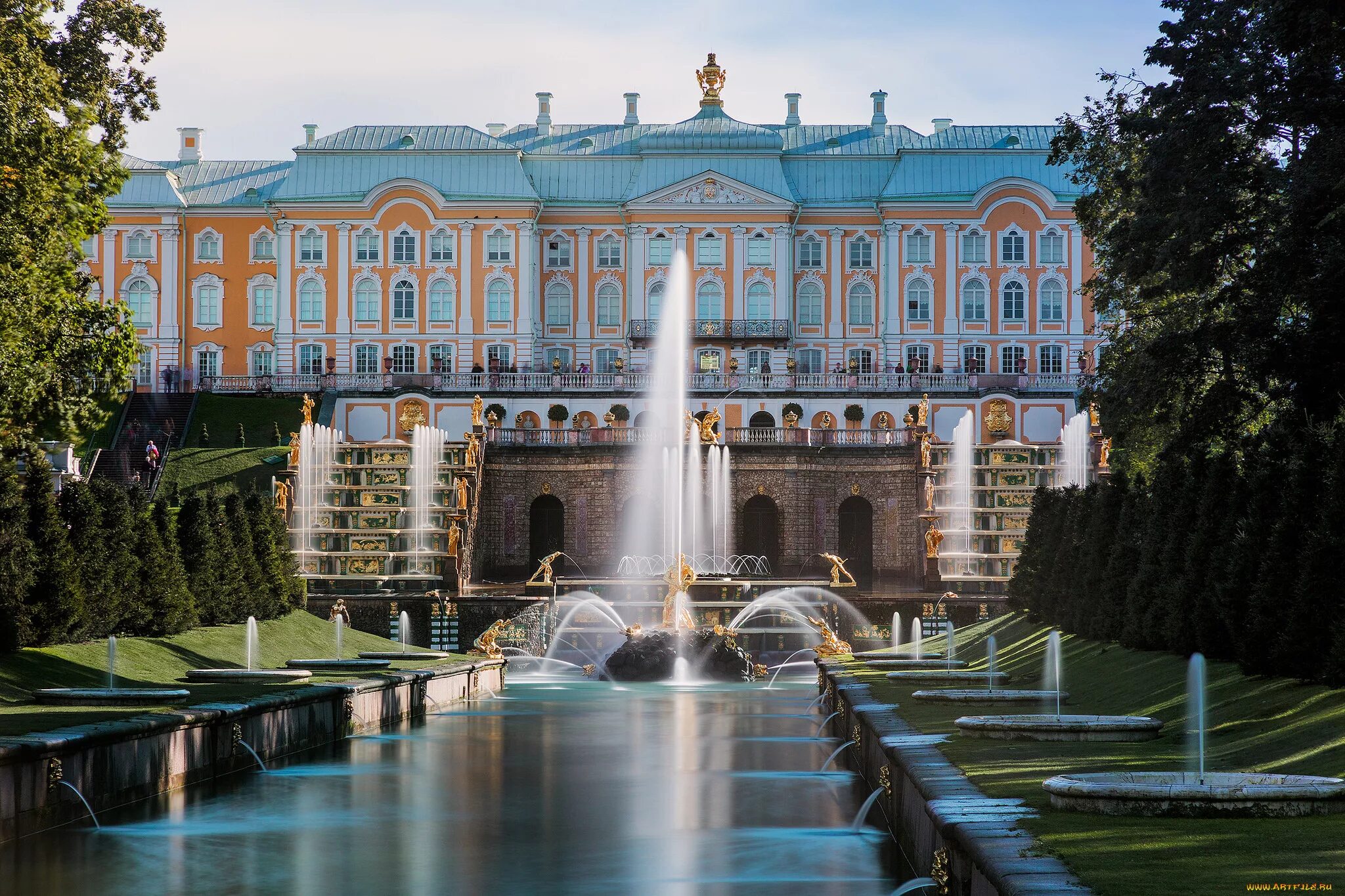 Петергоф википедия. Петергофский дворцово-парковый ансамбль. петергоф дворец парк. петергоф садово парковый ансамбль. петергоф летний дворец фонтаны.
