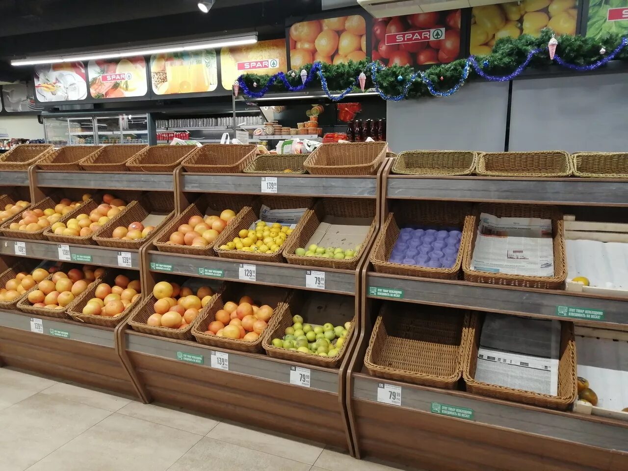 Закрывшийся гипермаркет спар. Закрытие магазинов спар в спб. Спар реклама магазина. Спар закрывается. Закрывшийся гипермаркет спар.