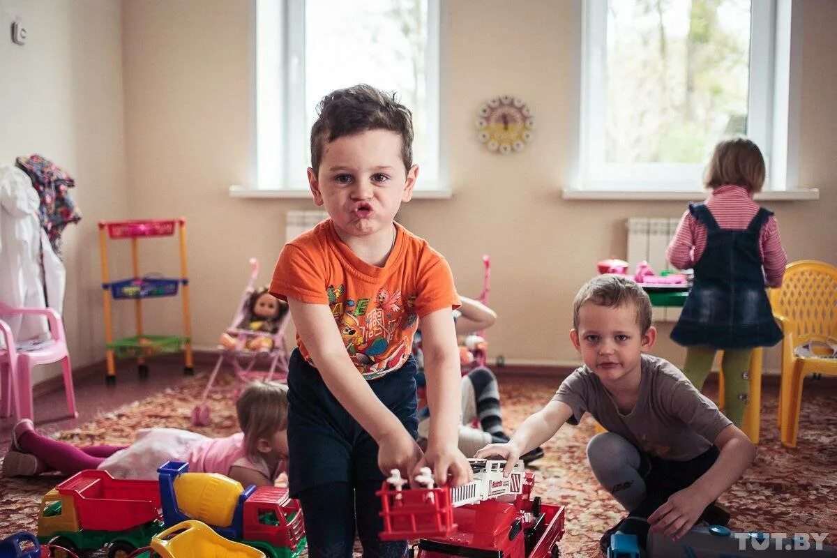 Нужно ли отдавать детей