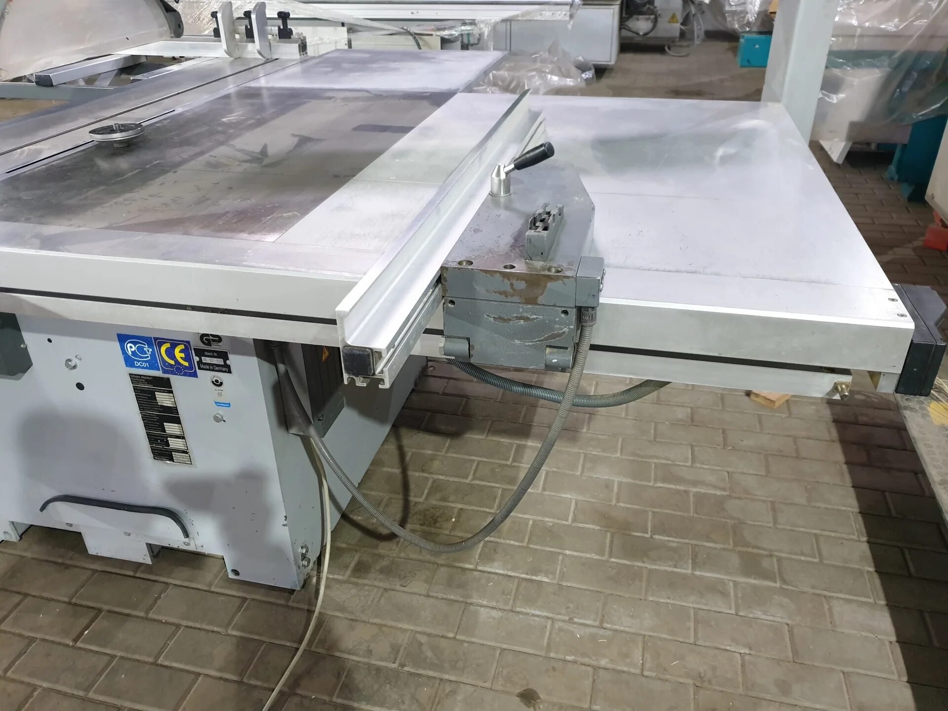 Форматно раскроечные станки б у авито. Станок altendorf f45. форматно-раскроечный станок f45. форматно-раскроечный станок altendorf. форматный станок altendorf f45.