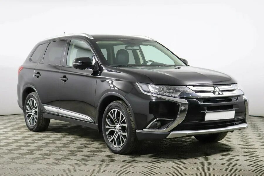 Outlander 2018 2.0. Mitsubishi outlander 2018. mitsubishi outlander 2018 2.4. мицубиси аутлендер 2018 года. митсубиши аутлендер 2018.