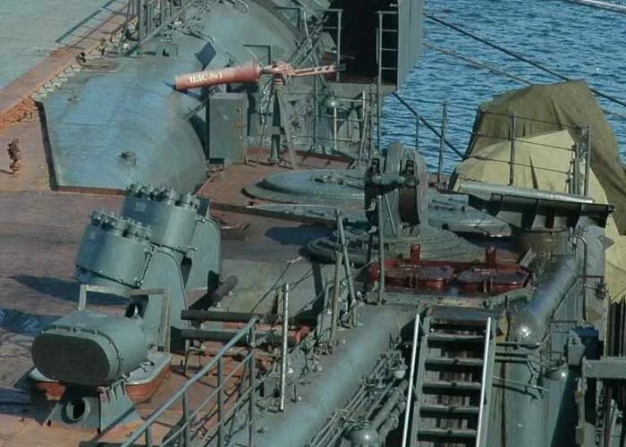 Комплексы пк 2. Зиф 121. 120-мм корабельный комплекс выстреливаемых помех пк-10. Пк-2 зиф-121. Пу зиф 121.