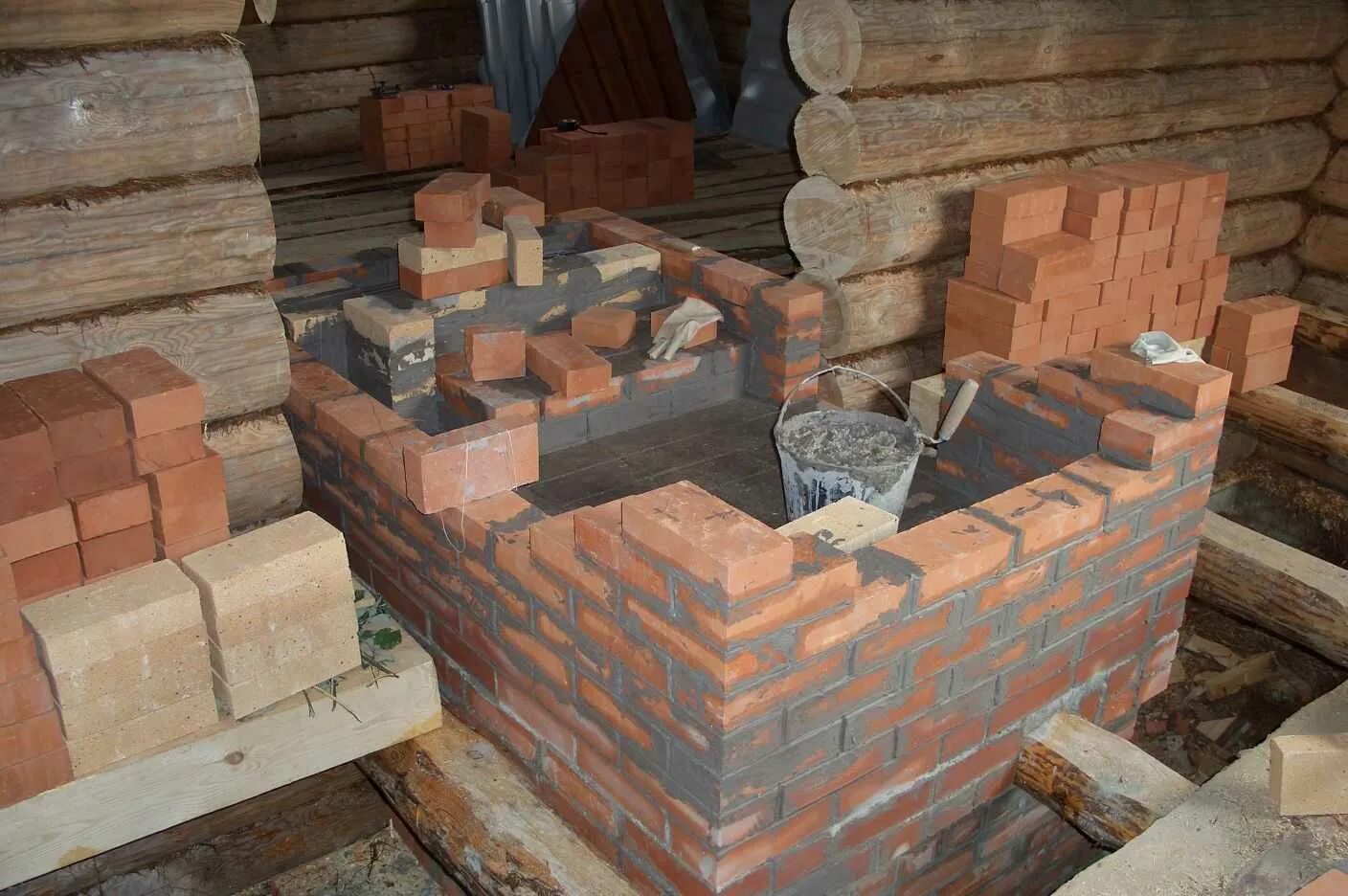 Какой кирпич использовать для печи. Печь из кирпича. печка для бани из кирпича. кладка печи. кладка кирпича на печку.