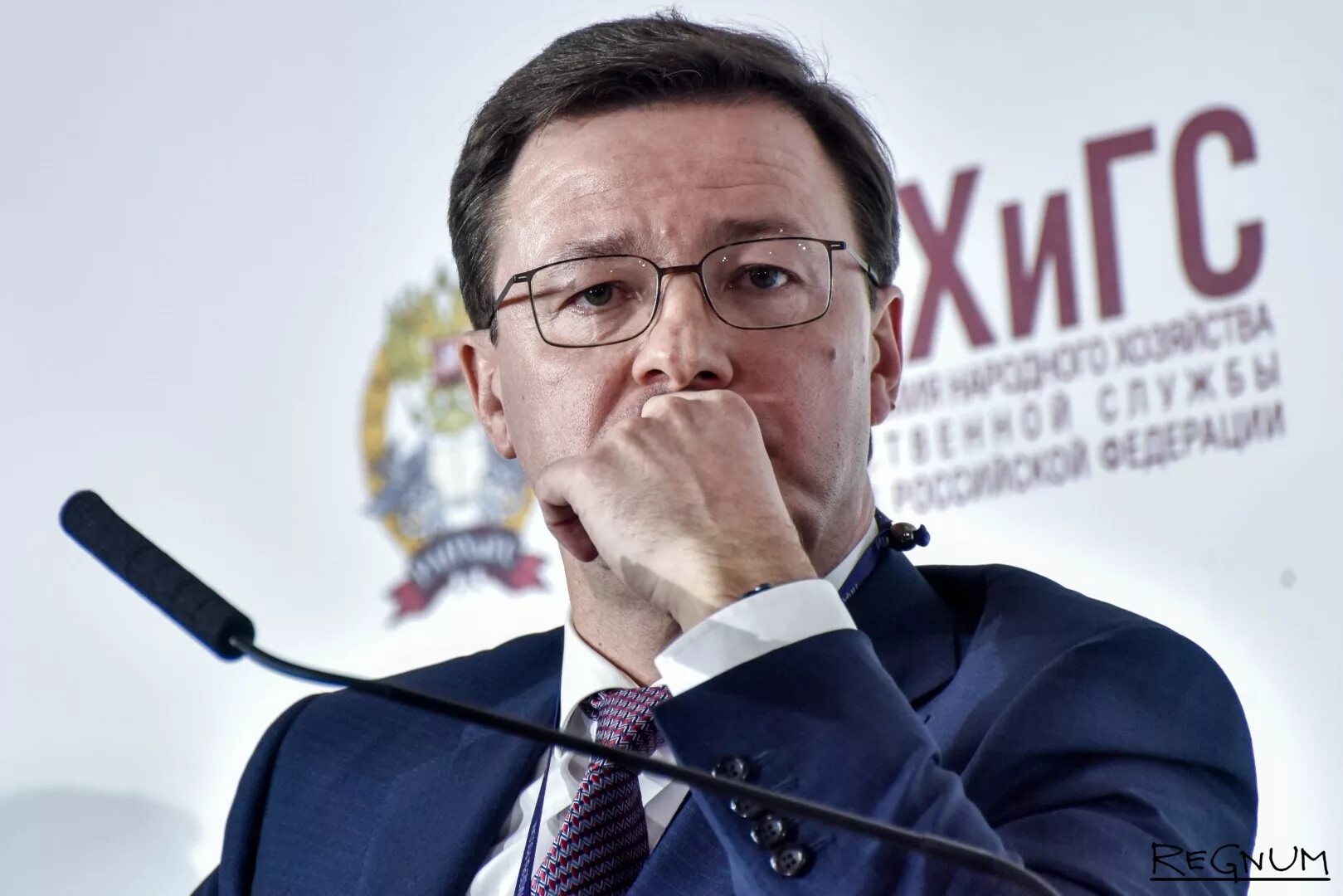 Азаров последние. Дмитрий игоревич азаров. дмитрий азаров губернатор самарской области. азаров дмитрий игоревич самара. азаров самара портрет.