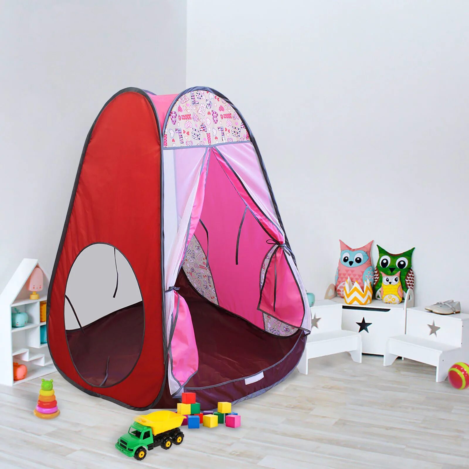 Палатка дом купить. Детская палатка. Детская игровая палатка. Детская палатка-домик игровая. Маленький детский домик палатка.