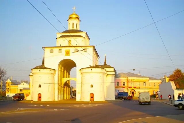 В каком городе находится памятник золотые ворота. Памятник золотые ворота во Владимире.